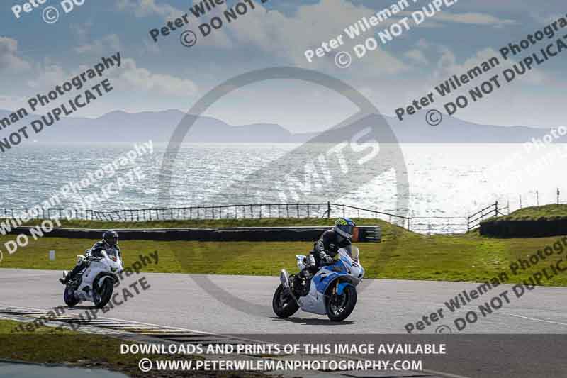 anglesey no limits trackday;anglesey photographs;anglesey trackday photographs;enduro digital images;event digital images;eventdigitalimages;no limits trackdays;peter wileman photography;racing digital images;trac mon;trackday digital images;trackday photos;ty croes